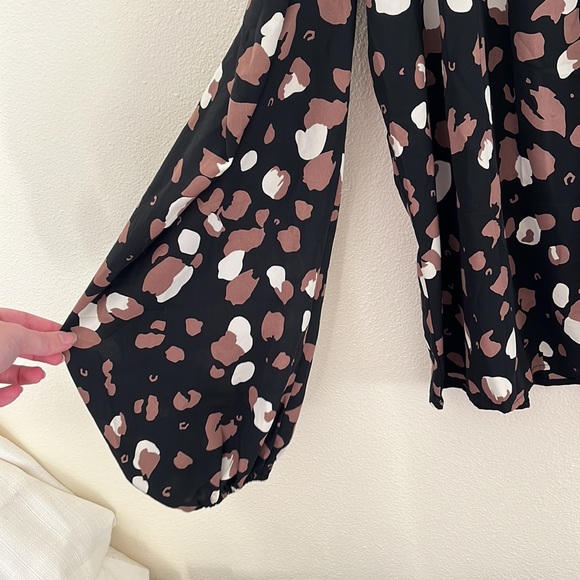 FSL Apparel Off the Shoulder Top - Picture 3 of 5